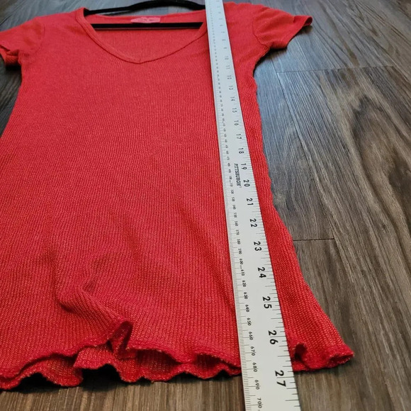 Michael Stars Womens Blouse Red Knit Short Sleeves V-Neck Stretch Shimmer - Picture 4 of 7